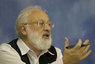 Dr. Michael Laitman Teaching Kabbalah